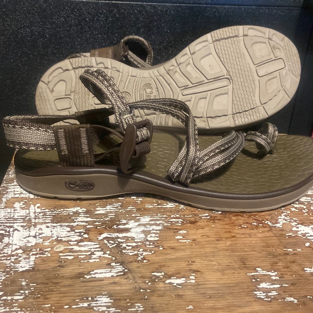 CHACO sport sandals 8